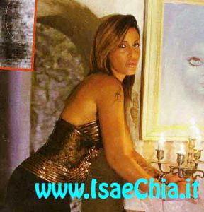 Guendalina Tavassi: “Ho stabilito un contatto col fantasma Guendalina!” preview