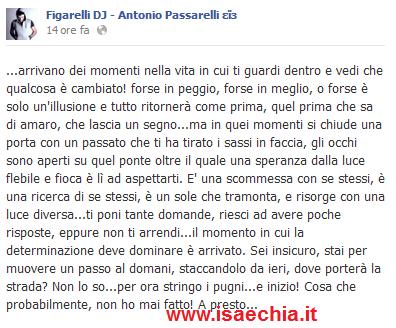 L’ultimo status di Antonio Passarelli su Facebook manda in confusione i fan: l’ex corteggiatore sarà uno dei nuovi tronisti? article-post