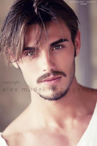 Francesco Monte: foto posate preview