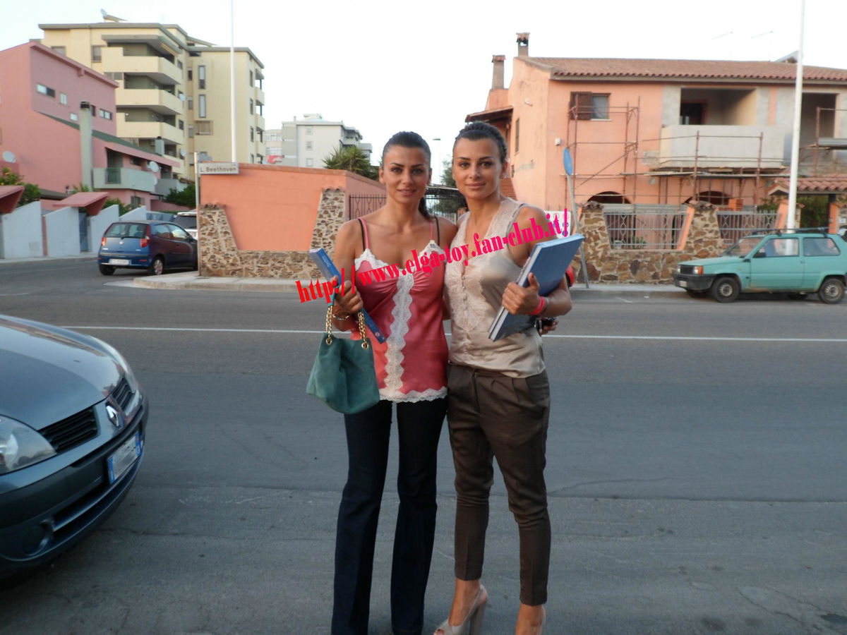 Serena ed Elga Enardu madrine ad una partita di beneficenza: foto article-post