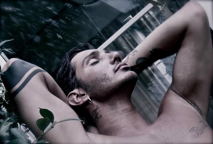 Stefano De Martino: foto article-post