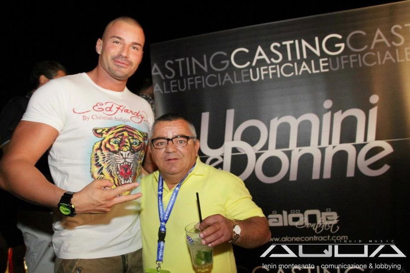 In discoteca i casting per la prossima edizione di ‘Uomini e Donne’: nuove foto preview