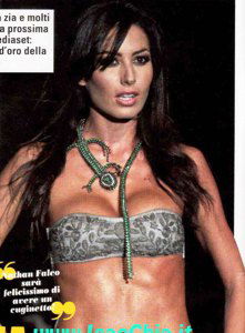 Elisabetta Gregoraci: “Pazza di gioia” article-post