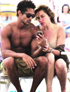 Un fusto per Lory Del Santo article-post