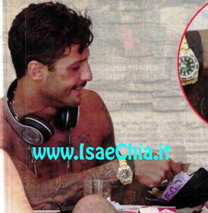 Per Fabrizio Corona la vita è come una partita a carte. Ora punta tutto sulla…libertà! article-post