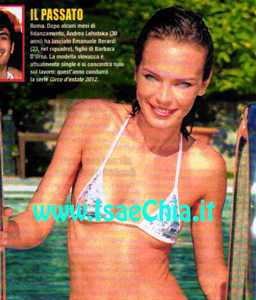 Andrea Lehotska: “L’uomo geloso mi porta all’esaurimento” article-post