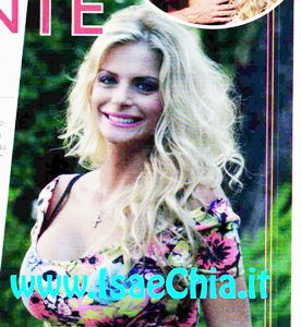 Francesca Cipriani, la pupa volante: 50 metri di corsa con i tacchi a spillo. Un’impresa “olimpica”! preview