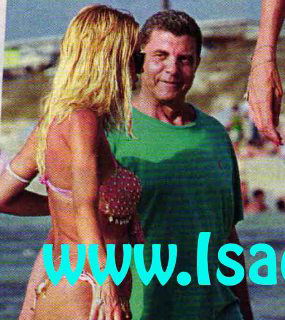 Valeria Marini e il suo Giovanni verso il sì? preview