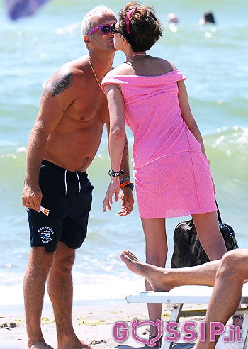 Sara Tommasi al mare: foto preview