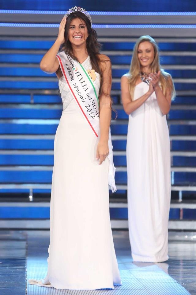 Aylen Nail Maranges è Miss Italia nel mondo 2012: foto