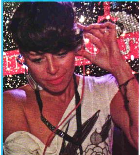 Catrina Davies: ogni notte dietro ai piatti preview