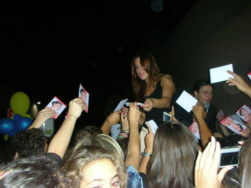 Teresanna Pugliese: ospitata (foto e video in cui parla di Francesco Monte) preview