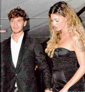 Al galà del film “Gladiatori di Roma” Belén Rodriguez è apparsa per la prima volta col suo pancino di tre mesi… preview