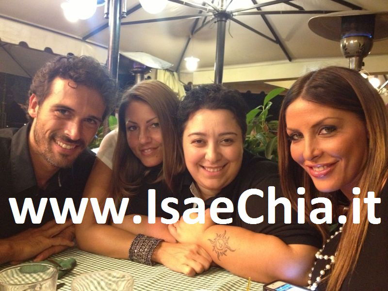 Eliana Michelazzo, Guendalina Tavassi, Paola D’Andrea e Aron Marzetti alla cena dell’Aicos Management: foto article-post