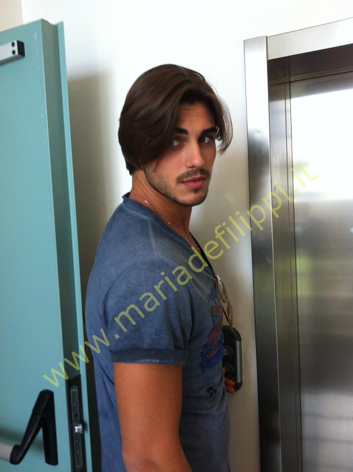 Francesco Monte nel backstage di ‘Uomini e Donne’: foto preview