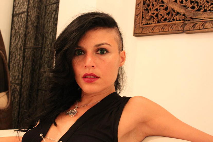 Il nuovo look trasgressivo di Giusy Ferreri: foto preview