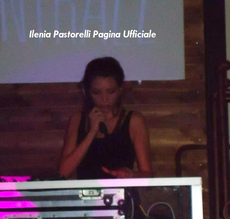 Ilenia Pastorelli debutta come Dj: foto preview