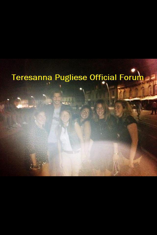 I fan incontrano Teresanna Pugliese e Francesco Monte a Mergellina: resoconto e foto preview