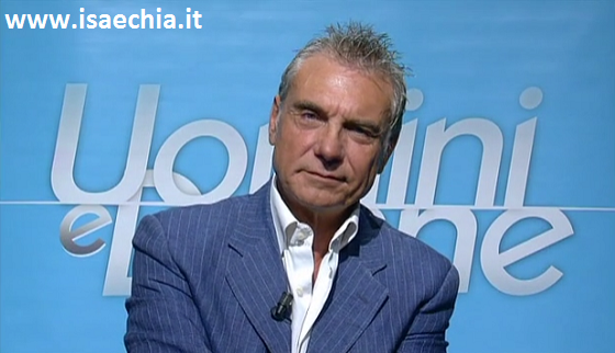 Antonio Jorio in videochat: ‘Mi identifico molto in Francesco Monte, e se Tina Cipollari non fosse impegnata la corteggerei. E mi piacerebbe dire bugie, ma siccome poi non le ricordo non me lo posso permettere!’ article-post