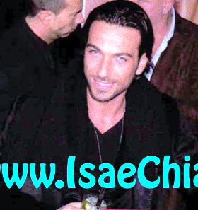 Fabio Troiano con Mara Adriani? / Costantino Vitagliano: da tronista a talent scout article-post