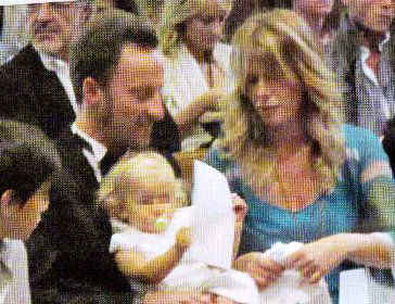 Alessia Marcuzzi e Francesco Facchinetti: “Abbiamo detto basta: a unirci resta solo Mia” article-post