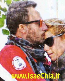 Il web contro Alessia Marcuzzi: che fa? article-post