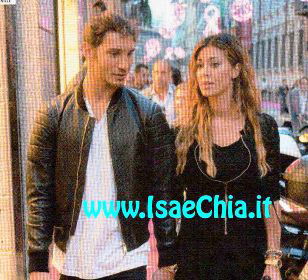 Belen Rodriguez e Stefano De Martino: Saremo in tre! / Belén: “Sarò mamma di Santiago” preview