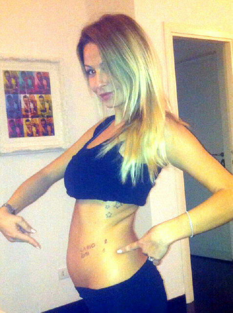 Sabrina Ghio in dolce attesa: l’ex ballerina di ‘Amici’ lo comunica su Twitter article-post