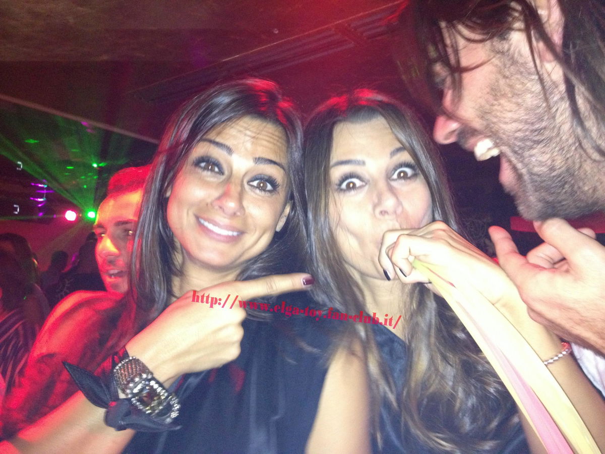 Elga e Serena Enardu: altre foto dalla serata al Bobadilla article-post