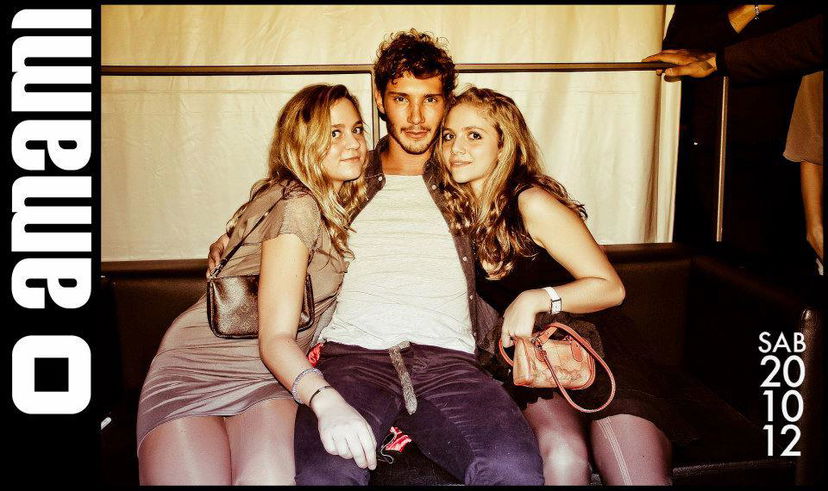 Stefano De Martino: serata. E nuova foto con la fidanzata Belen Rodriguez preview