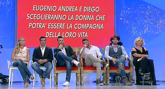 ‘Uomini e Donne’, la lunga pausa natalizia e le corteggiatrici volatilizzate nel nulla: voi che ne pensate? article-post