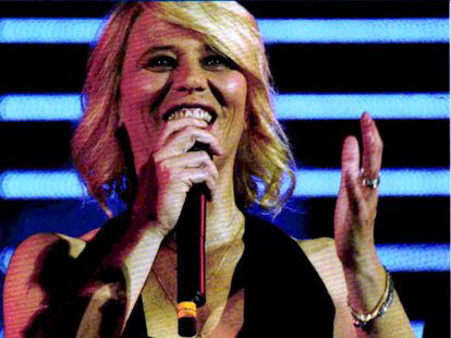 Maria De Filippi: Siamo Amici! Sarò io la madrina? preview