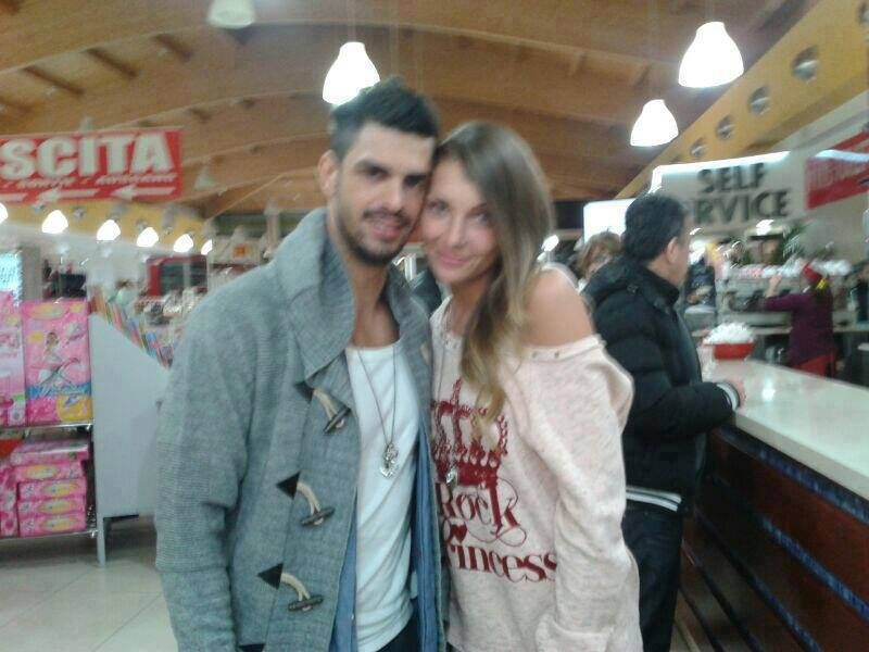 Cristian Gallella e Tara Gabrieletto avvistati dai fans ad Ascoli Piceno: foto