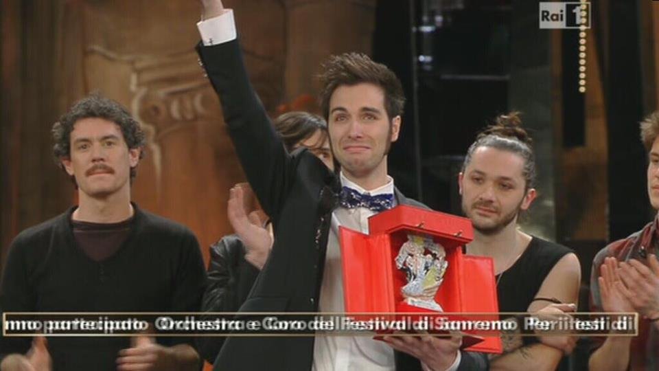 Antonio Maggio vince ‘Sanremo giovani’ con il brano ‘Mi piacerebbe sapere’ (video)