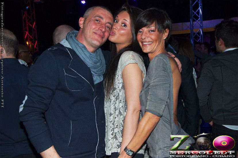 Diletta Pagliano in discoteca con amici: foto preview