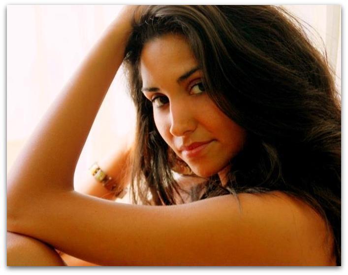 Francesca Cioffi: da ‘Uomini e Donne’ al ‘Grande Fratello 13’ (foto) preview