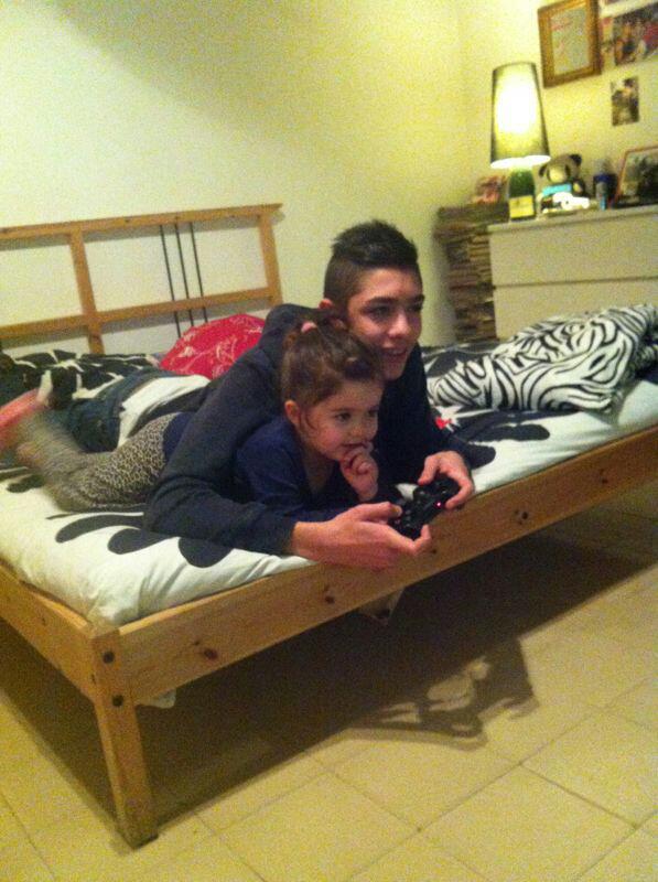 Ginevra Angelucci con lo zio Alessandro: foto preview