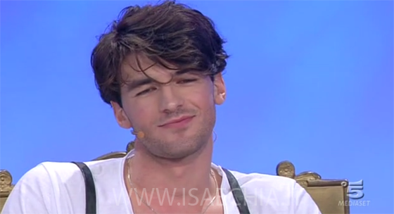 Andrea Offredi e la sua fidanzata sono partiti per un viaggio insieme? preview