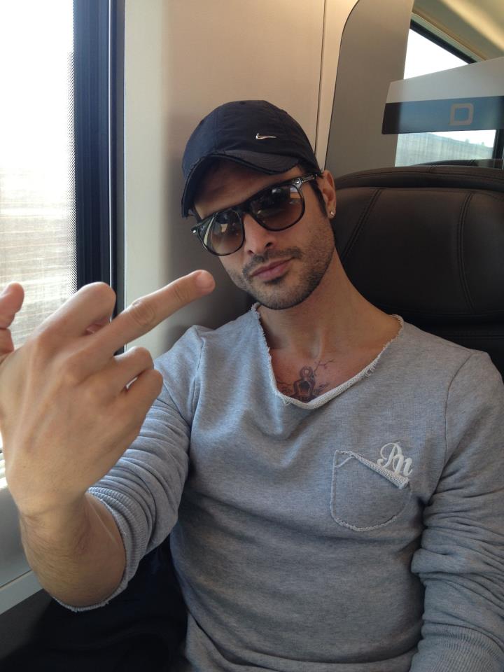 Alessandro Pess solo un anno fa dichiarava: ‘Il fascino da tronista? Anche no!’ preview