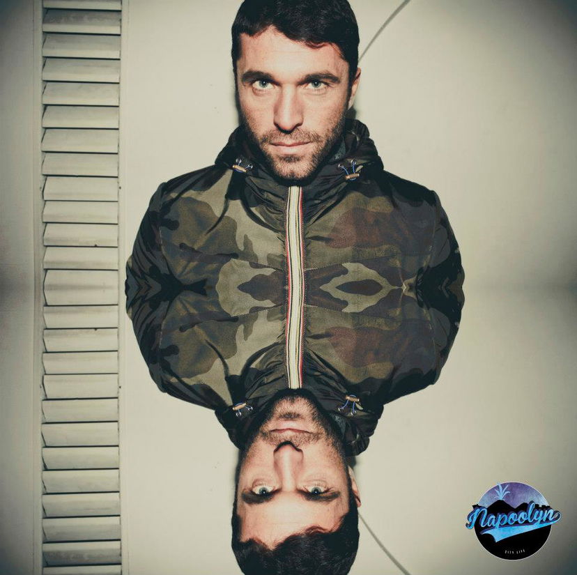 Diego Ciaramella avvistato stamattina a Napoli con una troupe televisiva: aria di trono bis? preview