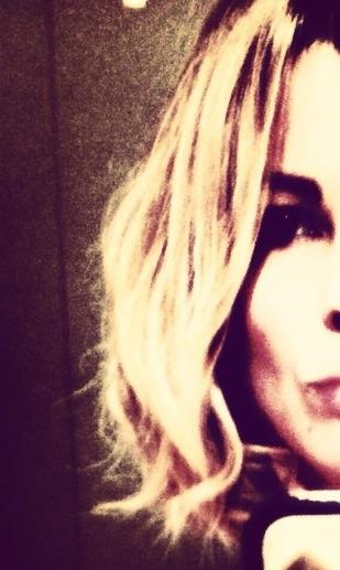 Nuovo look per Roberta Ruiu che su Facebook annuncia: ‘Lollipop are back!’ preview