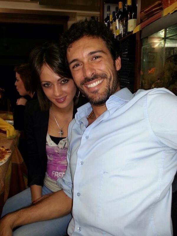 Teresa Cilia a cena con Aron Marzetti, il ‘Brando’ di Cento Vetrine: foto preview