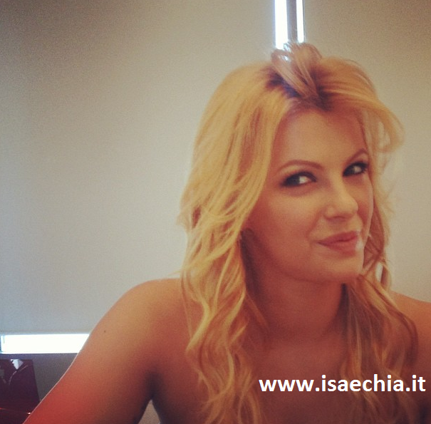 Stefania Zappa su Facebook: “Ho guardato le facce delle persone che mi insultano nel web…mamma mia che sfigate!” preview