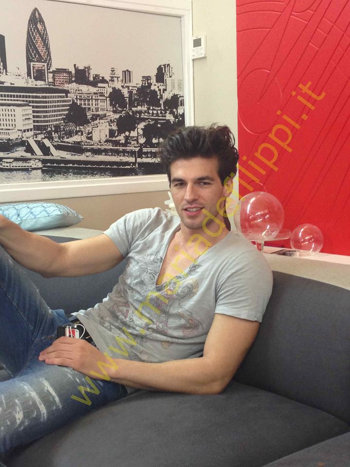 Oggi in onda la prima parte della scelta di Andrea Offredi: il backstage (foto) preview