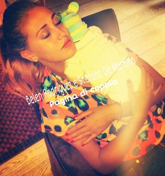 Belen Rodriguez, Stefano De Martino e Santiago