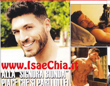 Valerio Pino contro Maria De Filippi: “Alla Signora bionda piace che si parli di lei. Altrimenti come farebbe a guadagnare 40 milioni l’anno?” e rivela dettagli sui rapporti sessuali dietro le quinte di Amici article-post