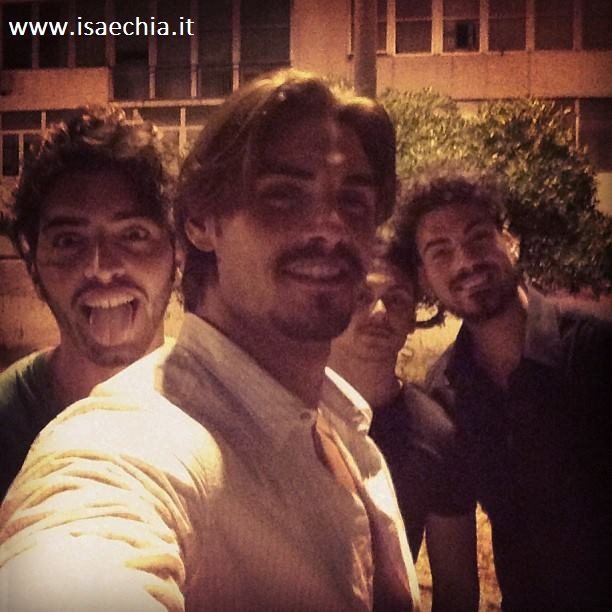 Francesco Monte a Taranto con gli amici: foto