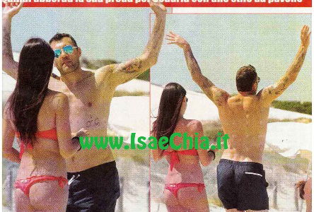 Per far colpo su una sexy bagnante, Bobo Vieri fa il simpaticone con il ballo del qua qua preview