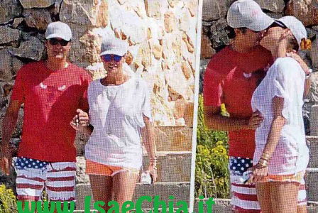 Simona Ventura e Gerò Carraro: estate al bacio! article-post