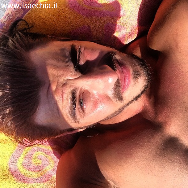 Francesco Monte a Taranto con gli amici: foto preview